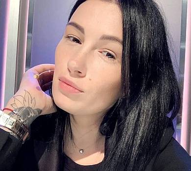 Усе пішло в п*зду: Приходько розказала, на які кошти живе її сім'я, і що вона думає про Тимошенко і Порошенка