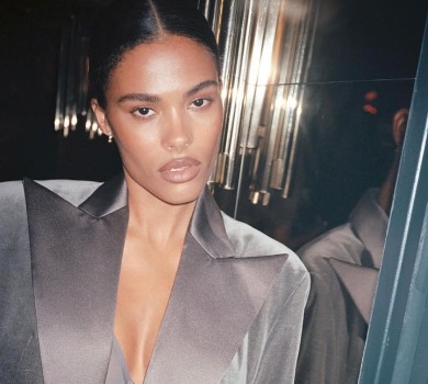 Кунакі показала, як її мацали за груди на приватній вечірці. ФОТО