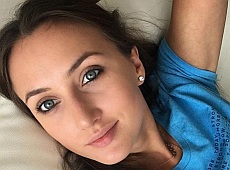 Різатдінова показалася з дитиною, а Онищенко – з другом. ФОТО