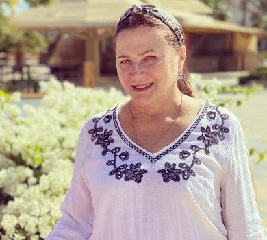 Злодії, душогуби!: Ніна Матвієнко розповіла, як кадирівці обчистили квартиру її сестри в Бучі