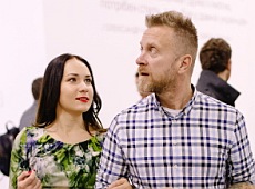 Мухарський з подружкою подивилися на шедеври Воронова