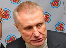 Суркіс півтора місяці не зможе нормально ходити