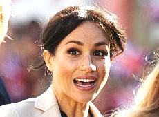 Маркл у шкіряній спідниці прилетіла з чоловіком у їхнє герцогство