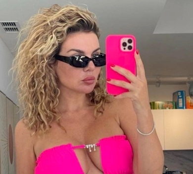 Седокова похвалилася схудненням на 5 кіло і показалася в купальнику до та після