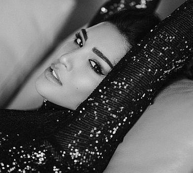 Дімопулос у ліжку похвалилася розтяжкою та оголосила, що йде на Танці з зірками   