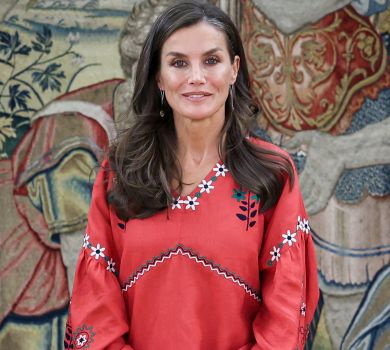 Королева Летісія у Мадриді вигуляла вишиванку українського бренду. ФОТО