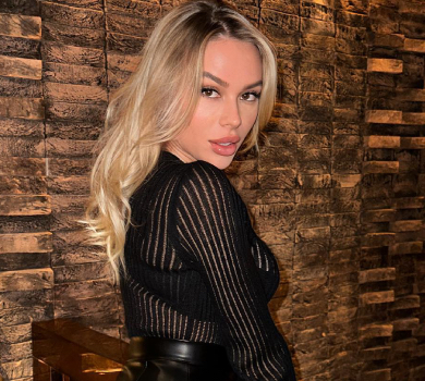 Кількаметровий вельон і немаленький діамант: колишня дружина Гусєва пригадала день весілля з ексом Добкіної