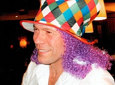 Мережею гуляють фото голого Царьова з жінками у лазні 