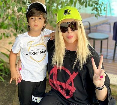 Витратив на іграшки: Білик розкрила суму першої зарплатні 5-річного сина