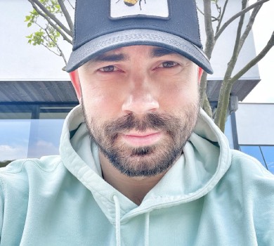 Бєдняков звернувся до Івлєєвої й побажав майбутній дитині Тодоренко ніколи не чути вибухів