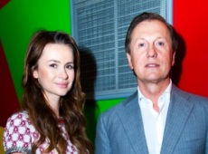 Клочкова, Завальські та Рамус показали ноги на кінопрем’єрі 