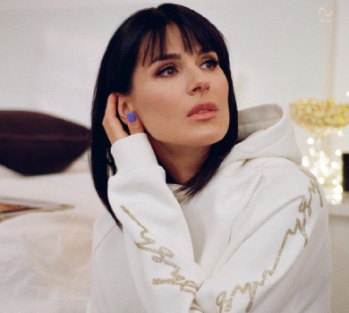 Керосинова лампа бзділа на всю кухню: Єфросиніна в День енергетика згадала про своє темне дитинство у Керчі