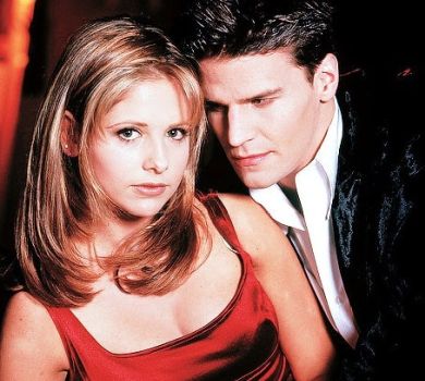 Баффі, Енджел та Костиль: як виглядають актори серіалу про винищувачку вампірів зараз