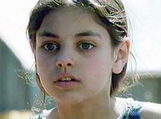 Куніс згадала, як гасала Чернівцями голодна й закривавлена