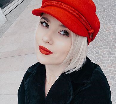 34-річна Міка Ньютон розповіла, що поборола рак: Закликаю всіх жінок завжди перевірятися