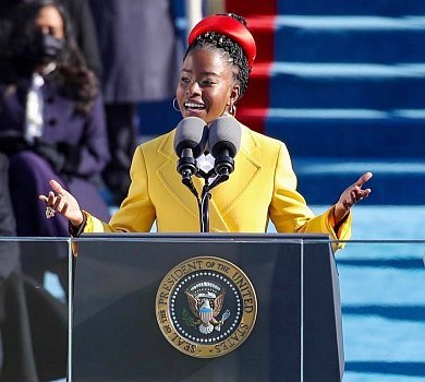 22-річна поетка з інавгурації Байдена подалася у моделі