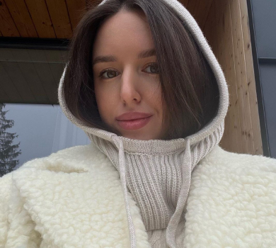 Щаслива назавжди: блогерка Френдій зробила пластику носа та відповіла хейтерам