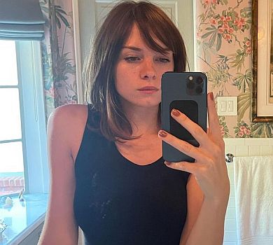 Донька Бандераса і Гріффіт засвітила тендітну фігурку у бікіні та поцілунки з бойфрендом