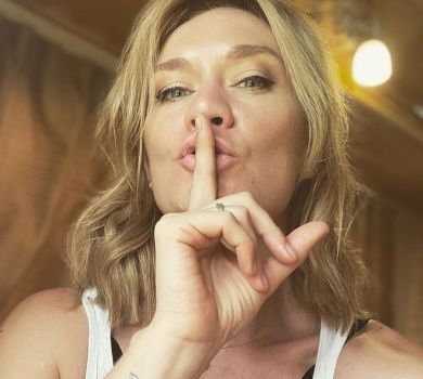 Машкова відповіла дорогим росіянам, чи має нерухомість у США та чи посилала батька в дупу