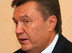 Дружина Януковича не склала йому яйця