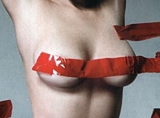 Рейтинг голих зірок. Хто роздягся найкреативніше?