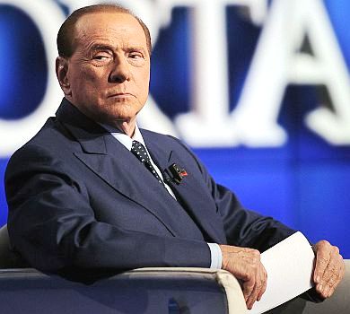 Змінив молоду на ще молодшу: 83-річний італійський експрем'єр Берлусконі закрутив новий роман
