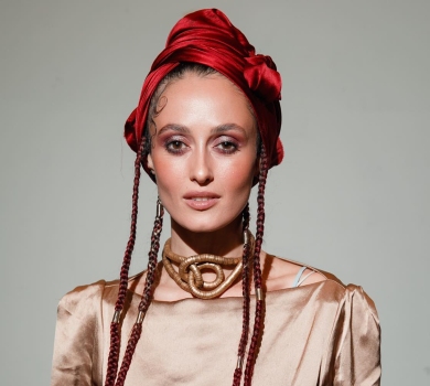 Підтвердити або спростувати факт підробки: Суспільне звертається до ДПСУ для перевірки довідки Аліни Паш