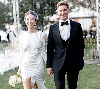 Під госпел-хор та Сердючку: як одружувалися Володимир та Христина Остапчуки