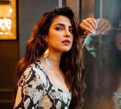 Жодна дитина не має жити в страху: Пріянка Чопра показала дівчинку з харківського метро та закликала допомогти українцям