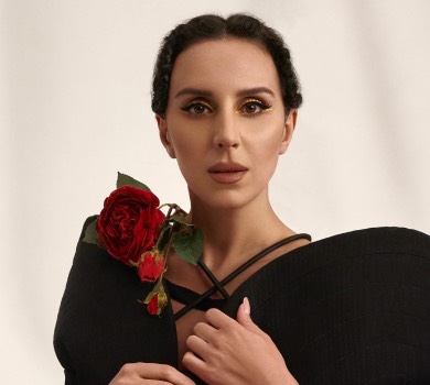 Подумки міцно обіймаю: Джамала на відстані привітала чоловіка з 5-ю річницею