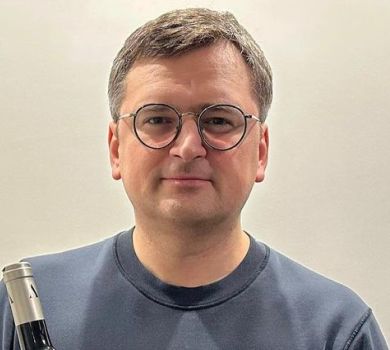 Змінив моє життя: відома піарниця публічно зізналася міністру Кулебі в коханні