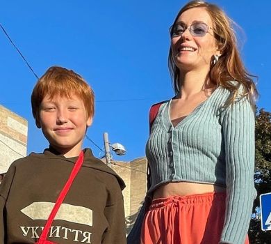 Особисті обставини: Луна з сином показала, де їй краще спиться та пишеться