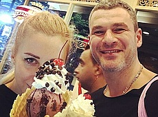 Матвієнко у Таїланді показала романтичного Мірзояна. ФОТО