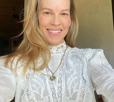 Жінки - супергерої: 48-річна Хіларі Свонк розказала, як протікає її вагітність двійнею