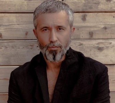 Бабкін у новій пісні закликав почастувати ціанідом путіна-х*йло та зрівняти кремль із землею