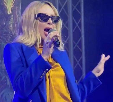 Лобода в жовто-блакитному виступила на приватній вечірці в Єревані. ВІДЕО