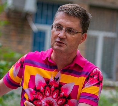 Бізнес на крові: Кондратюк на сайті Зеленського збирає підписи проти концертів російських зірок  