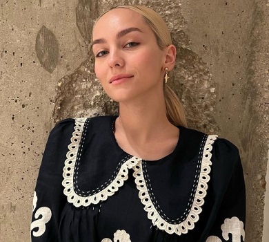 Roxolana у кліпі на хіт Скрябіна показала волонтерів, медиків та переселенців. ВІДЕО