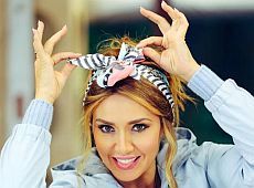 Детектив на автомийці: в Медведчука і Марченко поцупили й розбили авто?