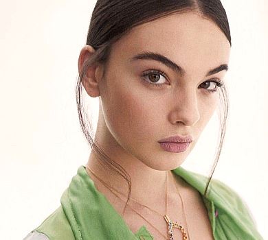 Au naturel: 16-річна донька Белуччі та Касселя зачарувала вродою без мейкапу