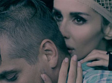 Лобода влаштувала несамовиті пестощі з чужим мачо