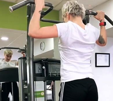 Приходько на тренажерах засвітила нову зачіску. ФОТО