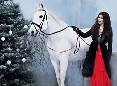 Лорак стала найгарнішою і пішла в ліс з конем