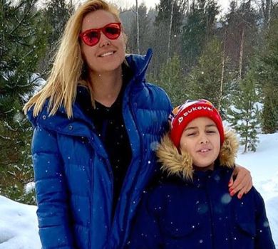 Клочкова влаштувала сину лижні канікули посеред навчального року 