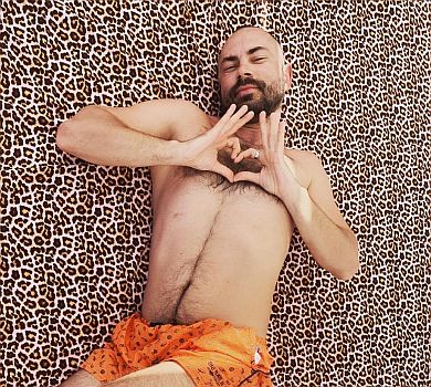 Агов, Шольц, леопарди в моді: Нікітюк, Ющенко, Осадча та інші хижим флешмобом закликали дати Україні танки