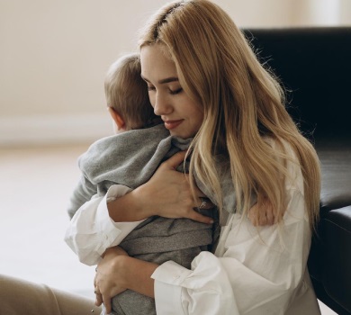 Давно не було такої цифри: Квіткова засвітила вагу і показала, як розважає сина без світла