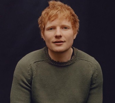 Україна чудова: Ед Ширан зняв кліп на території КНУ і розхвалив Київ