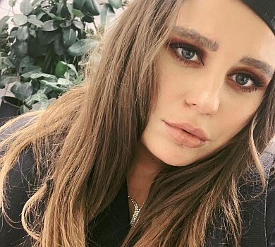 Солістка Kazka вперше розповіла про свого кавалера-іноземця