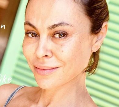 Ексдружина Кличка на камеру попоїла маминих вареничків. ФОТО