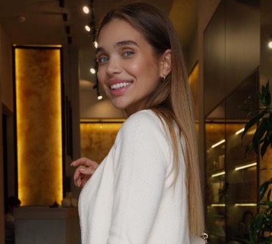 Господи боже мій: Саша Бо показала, як виглядала до маніпуляцій з обличчям. ФОТО